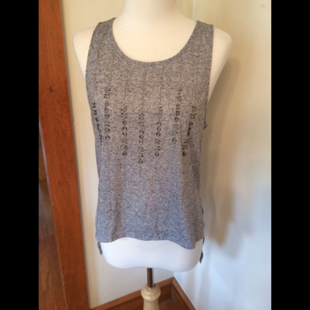 Express high-low beaded tank